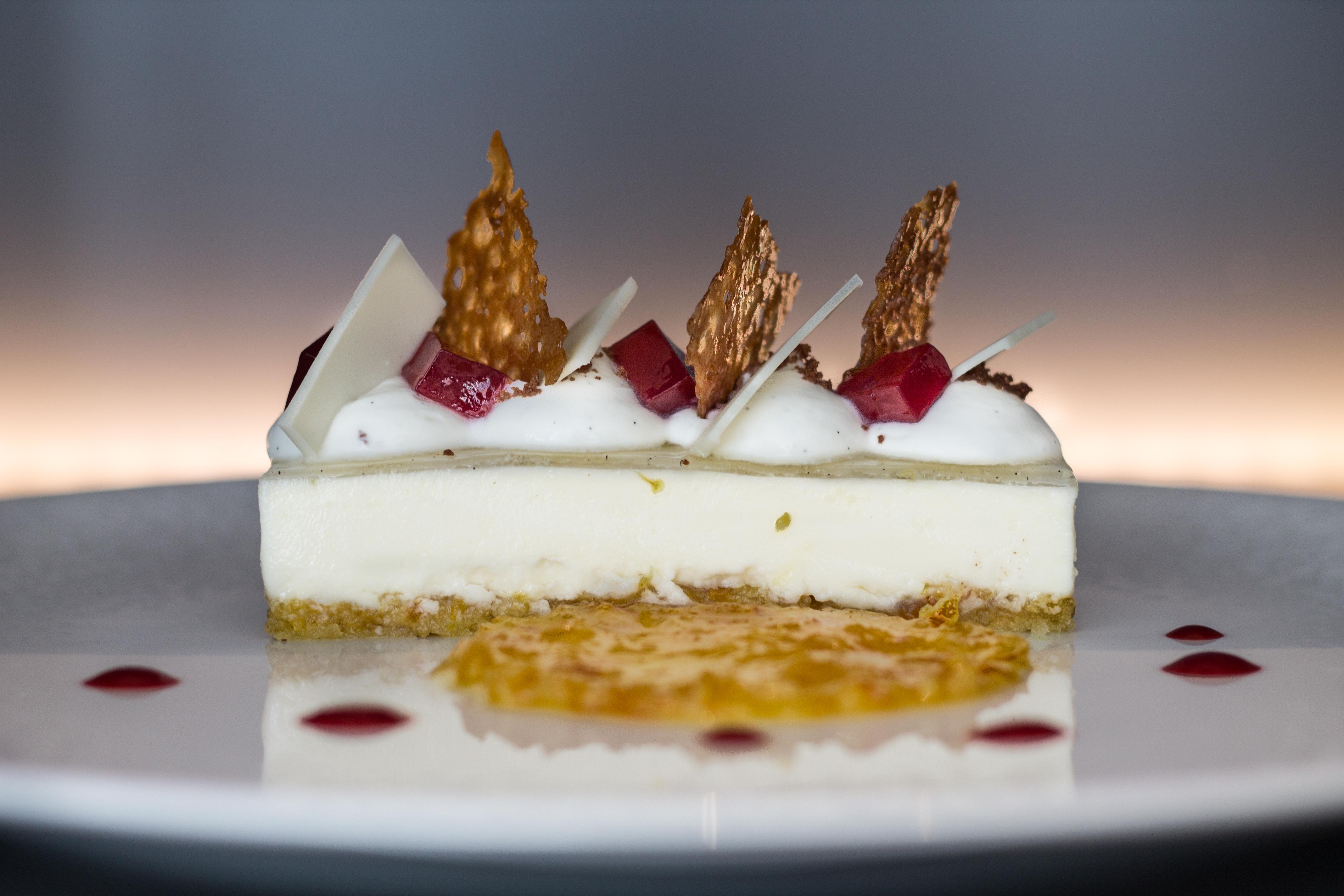 Makedonia Palace Thessaloníki Eksteriør bilde A cheesecake