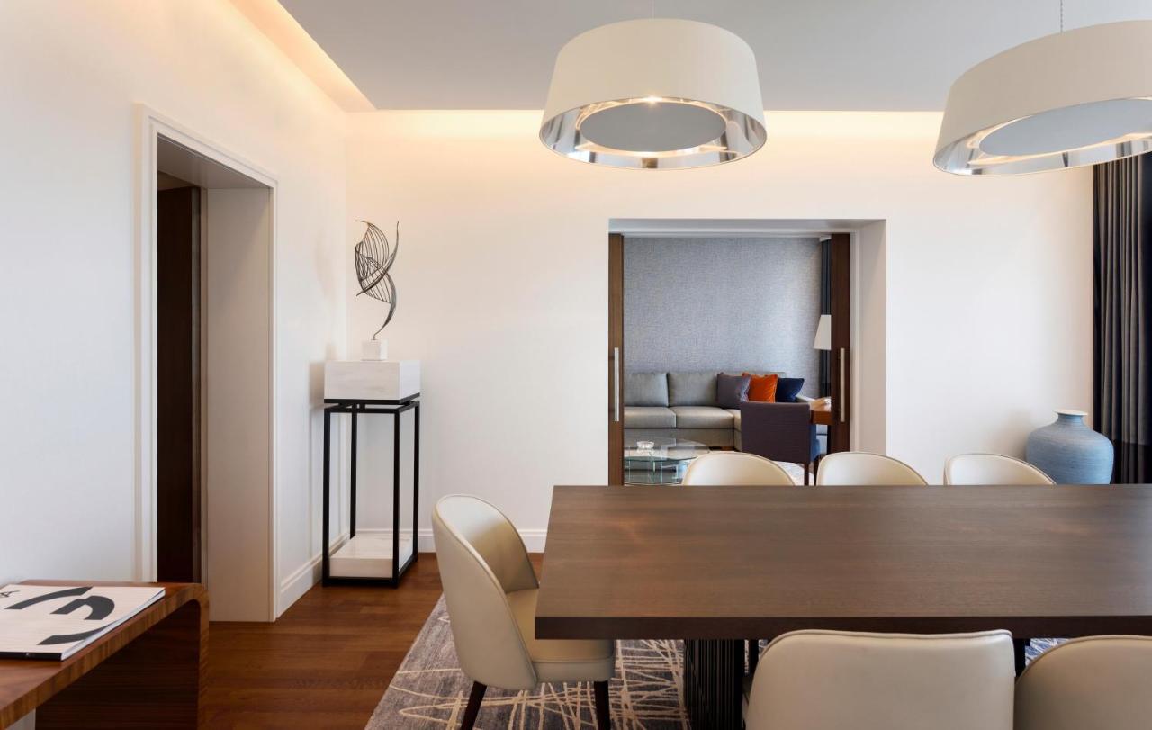 Makedonia Palace Thessaloníki Eksteriør bilde A suite at the Mandarin Oriental, Munich