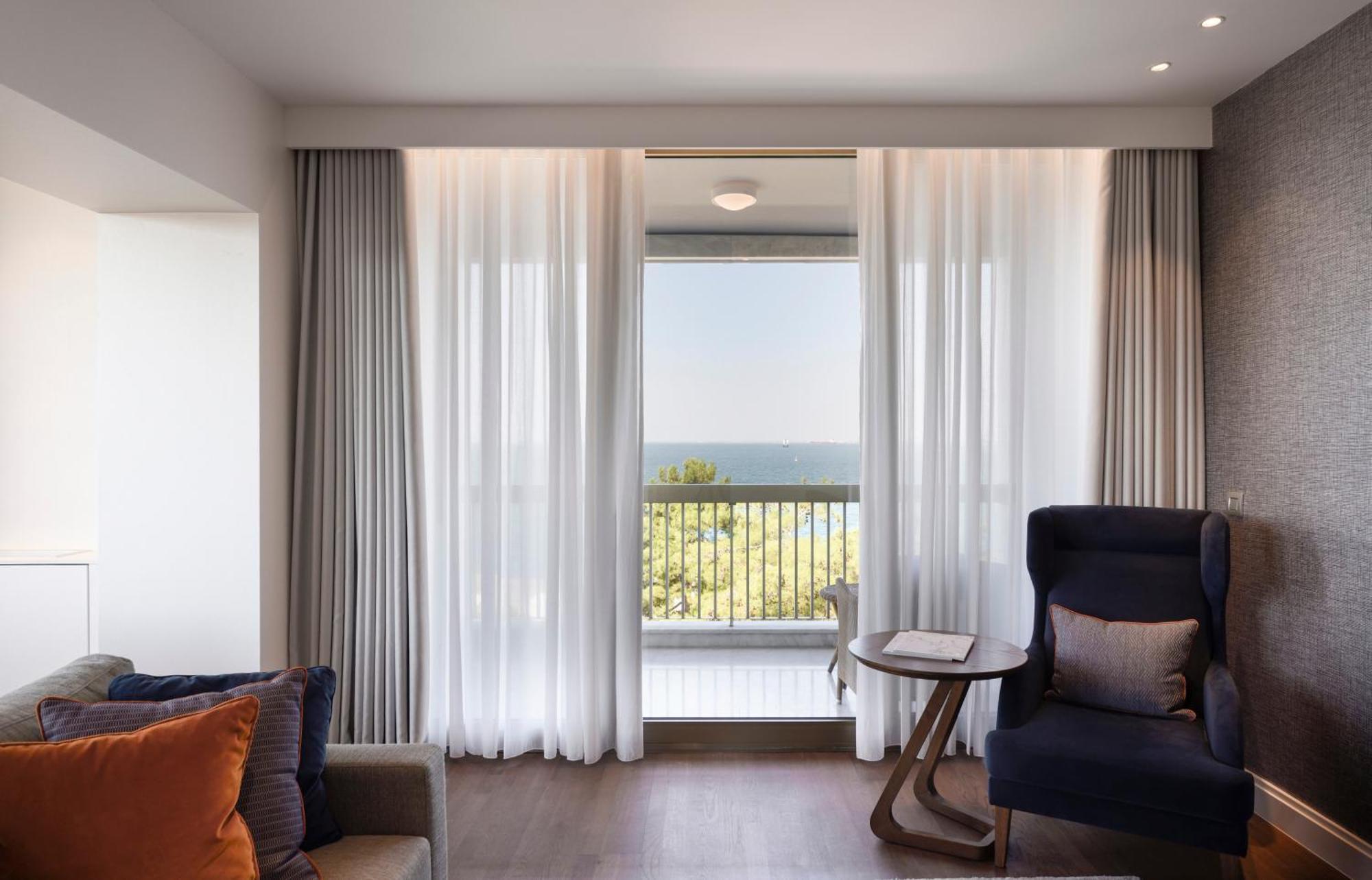 Makedonia Palace Thessaloníki Eksteriør bilde A room at the hotel